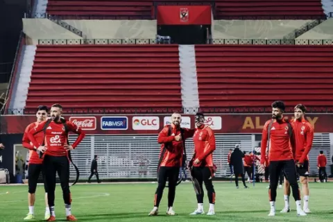 الأهلي يواصل تدريباته استعدادًا لطلائع الجيش في كأس الرابطة